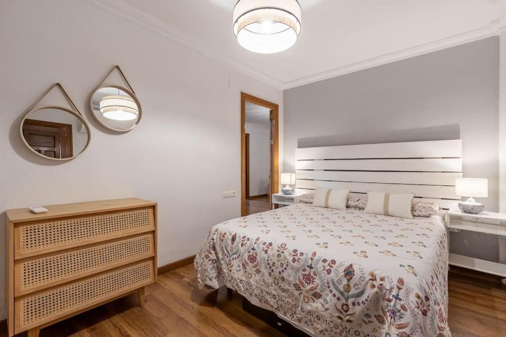 Apartamento Con Terraza A 4 Minutos De La Catedral กรานาดา ภายนอก รูปภาพ