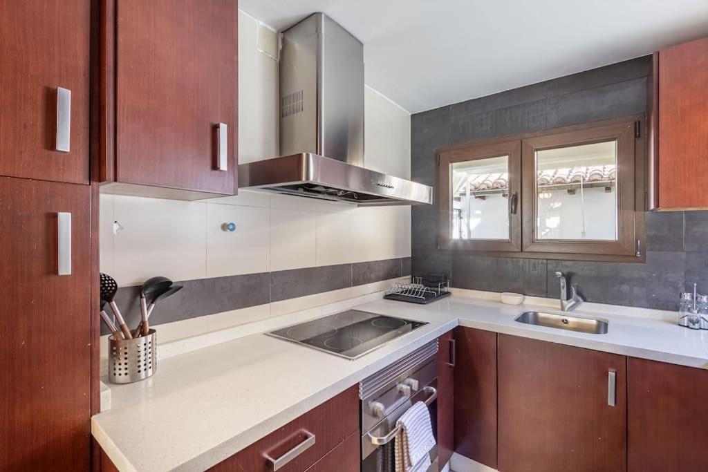Apartamento Con Terraza A 4 Minutos De La Catedral กรานาดา ภายนอก รูปภาพ