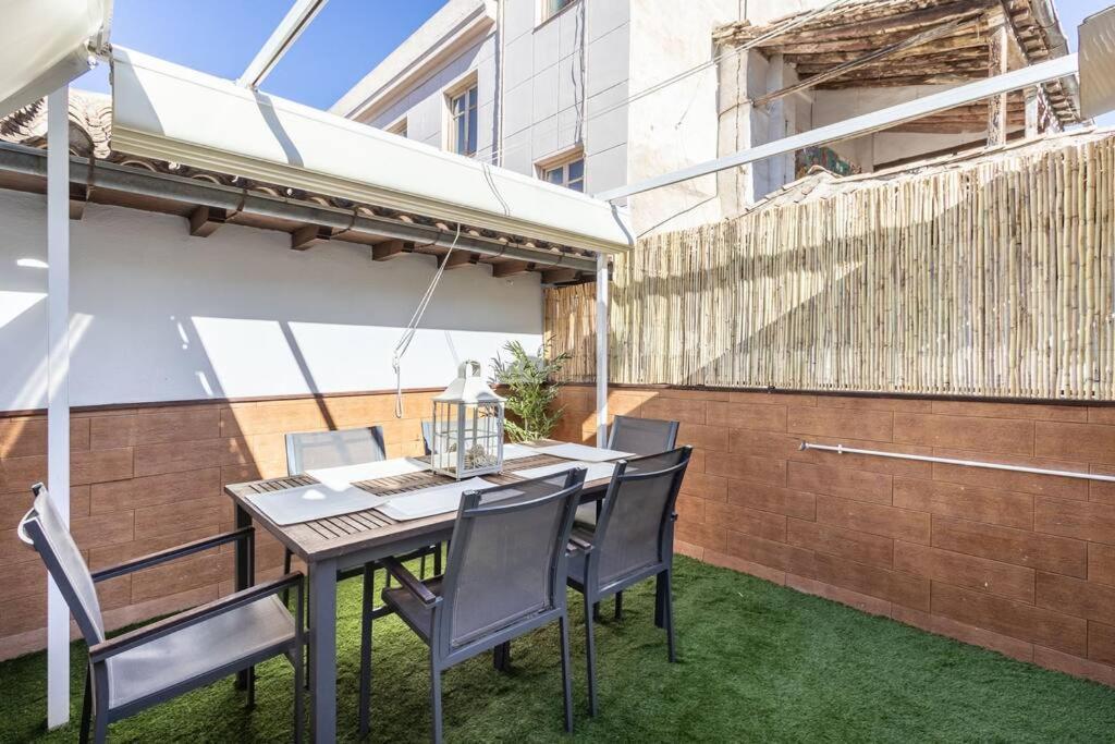 Apartamento Con Terraza A 4 Minutos De La Catedral กรานาดา ภายนอก รูปภาพ