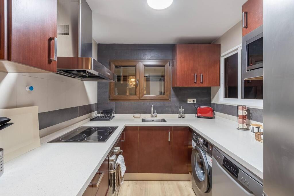 Apartamento Con Terraza A 4 Minutos De La Catedral กรานาดา ภายนอก รูปภาพ