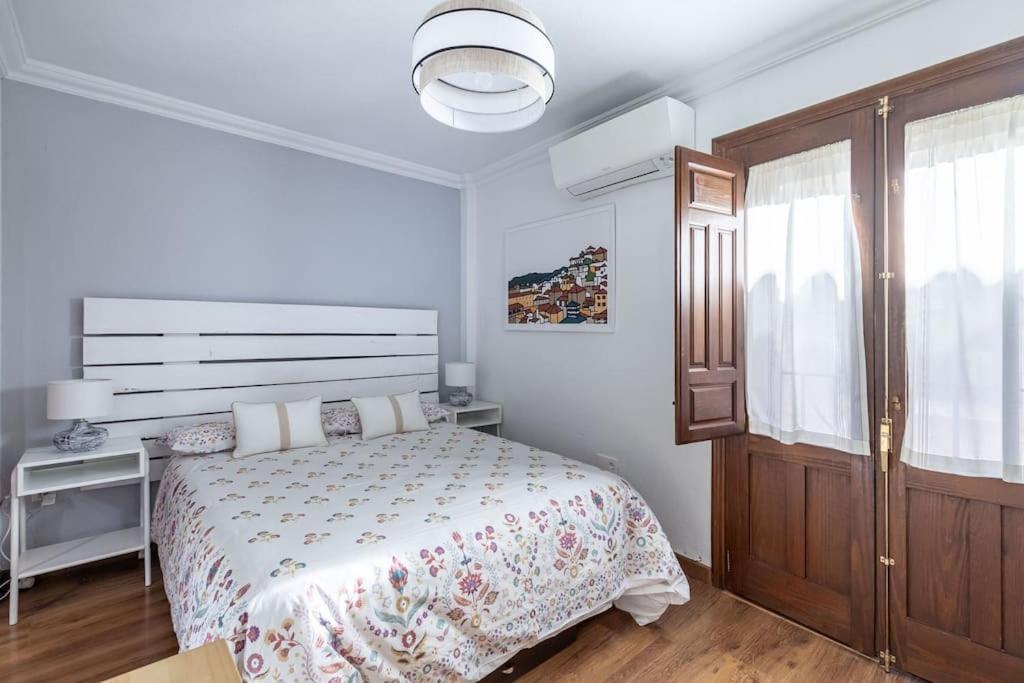 Apartamento Con Terraza A 4 Minutos De La Catedral กรานาดา ภายนอก รูปภาพ